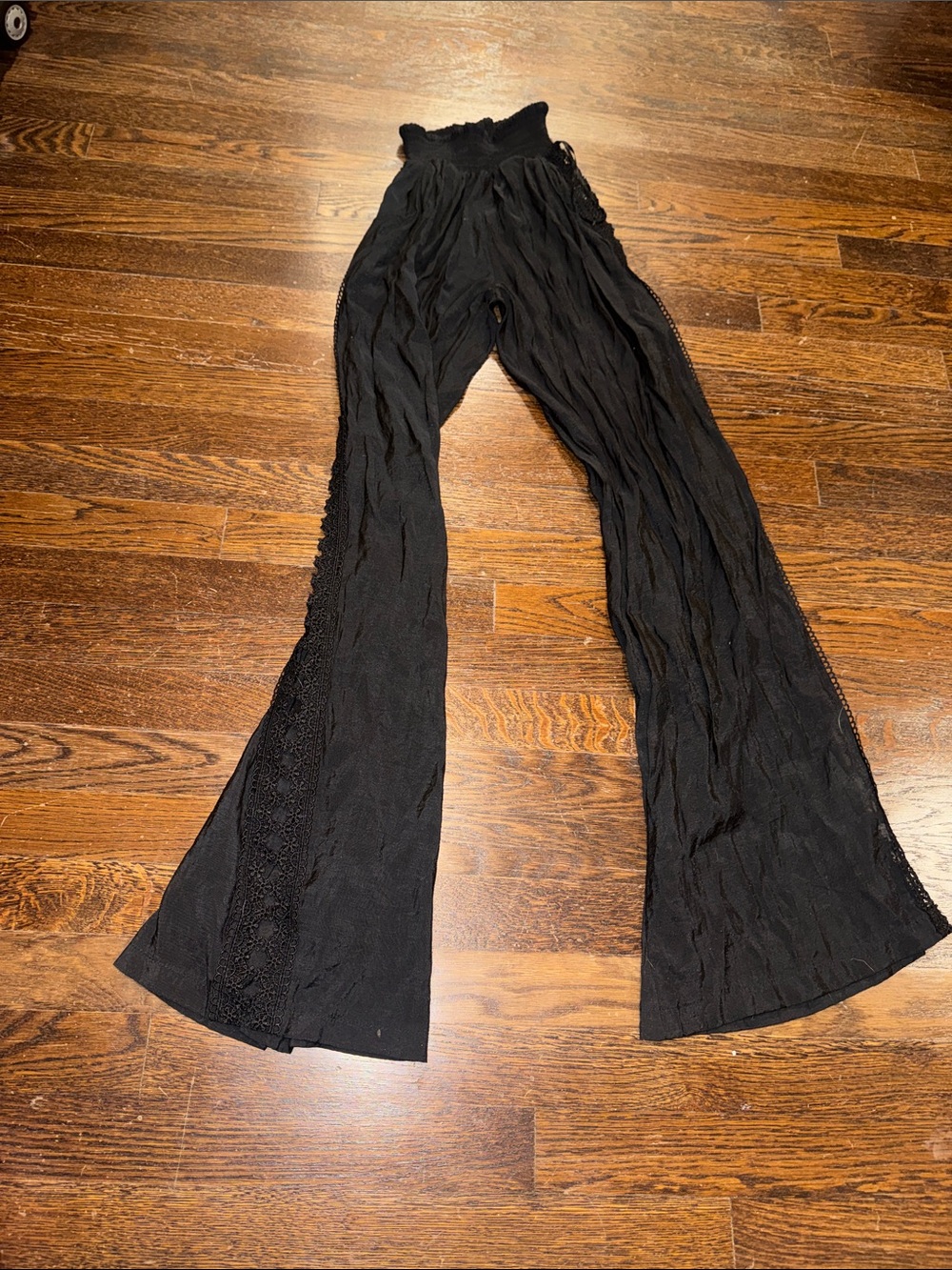 Elan Sz S Black Flowy Lace-Panel Palazzo Pants crochet sides NWOT never worn